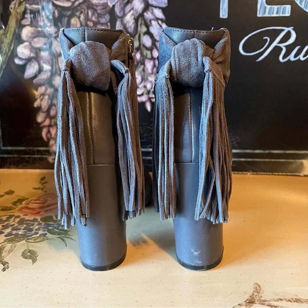 White House Black Market Gray Suede Boho Fringe Ankle Boots Booties 8 - Picture 5 of 9